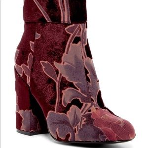 COPY - Steve Madden Elissa Burgundy Velvet Floral Ankle Boots Women’s 8.5 Stack…